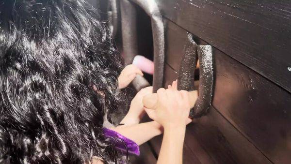 Willy Wanka Gloryhole Adventure: Oompa-Loompas Suck Cock & Swap Cum - Cliff Media - veryfreeporn.com - Usa on freevids.org