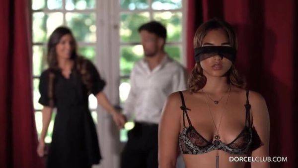 Bella Tina & Ginebra Bellucci - Anticipating Our Arrival - veryfreeporn.com on freevids.org