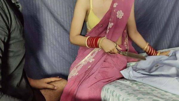 Desi Tailor Fucks Hot Bhabhi in Tailor Shop - Hardcore Rough Sex - veryfreeporn.com - India on freevids.org