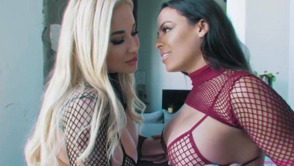 Savannah Bond & Luna Star Threesome - Luxurious Luna Oiled - videomanysex.com on freevids.org