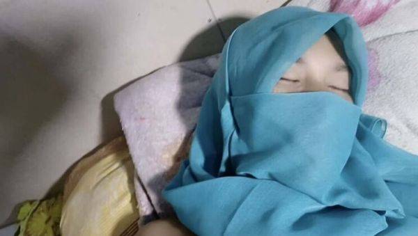 Naughty Hijab Wife Cheats on Husband with His Friend - Asian Bikini Fuck - veryfreeporn.com - Indonesia on freevids.org