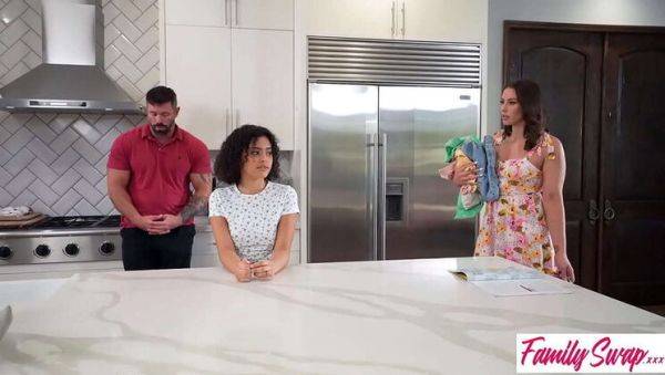 Mandy Waters Catches Dani Diaz with Panties Down - Threesome Blowjob & Creampie in Kitchen - S6:E9 - veryfreeporn.com on freevids.org