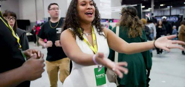 Public Sex We Fucked In The Parking Lot! Exxxotica - inxxx.com on freevids.org