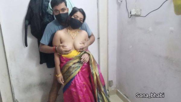 Indian Desi Bhabhi Sex In Saree With Hindi Sex - desi-porntube.com - India on freevids.org