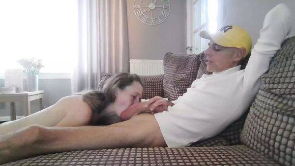 Caught Him Sneaking a Wank, So I Dropped to My Knees and Showed Him My Mouth Feels Better Than His Hand! - xxxfiles.com - Britain on freevids.org