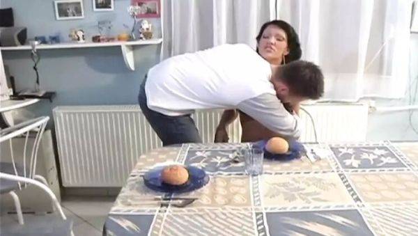 Hot Brunette Stepmom Nia Black Sucks Cock and Begs for Hard Fucking - veryfreeporn.com on freevids.org