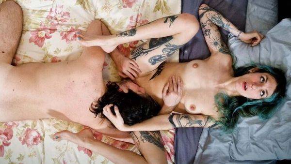 Real Amateur Homemade - Horny Alternative Girl Fucking with Beautiful Feet - Full HD Video - xxxfiles.com - Italy on freevids.org