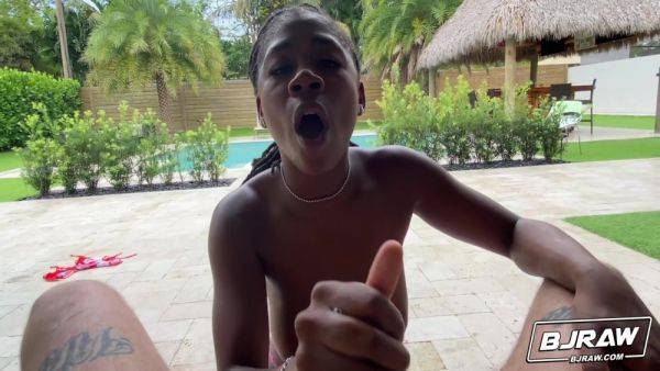 Is A Horny Neighbor With Romeo Mancini And Hazel Grace - txxx.com on freevids.org