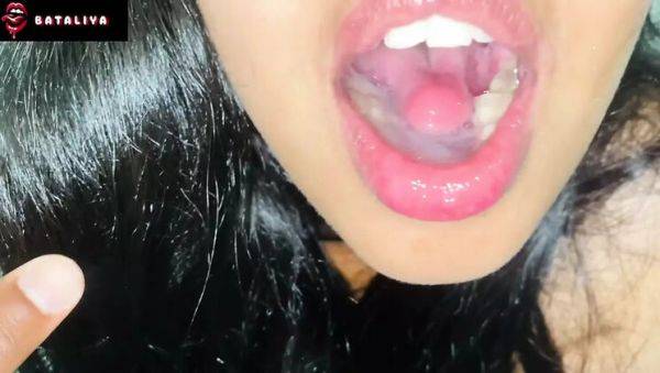 Indian GF Gives Hard Blowjob and Gets Fingered by BF, Ends with Cum in Mouth - veryfreeporn.com - India on freevids.org