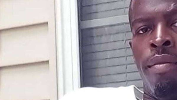 Dboan30 Flashes Huge BBC on Porch - Public Masturbation & Cum - xxxfiles.com on freevids.org