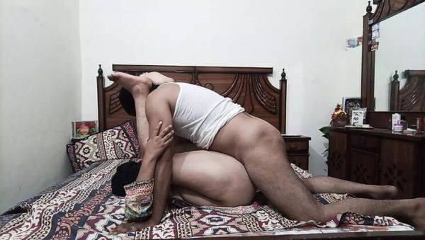 Horny Pathan Girl with Big Ass Fucks Herself with Cucumber in Pussy and Ass - Desi Homemade - porntry.com - India - Pakistan on freevids.org