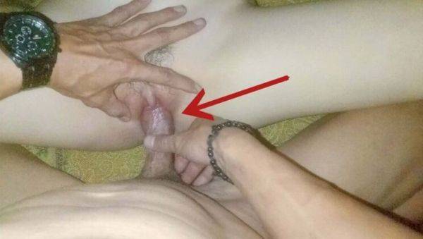 Hot Indonesian Teen 18yo Loses Virginity - Homemade Amateur Sex Goes Viral - porntry.com - Indonesia on freevids.org