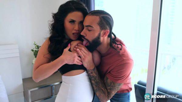 Sarah Lollypop - Tit Loves To Ride Dirty - videohdzog.com on freevids.org