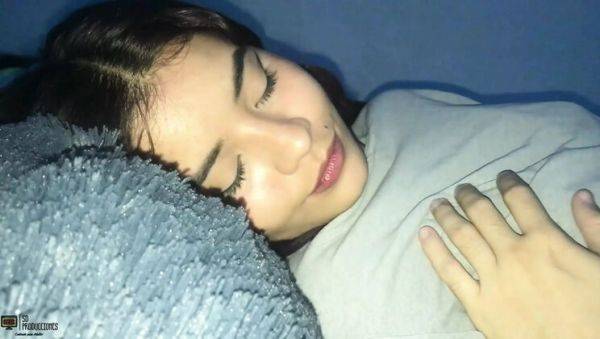 Stepbrother Caught Stepsister Alone and Things Got Hot - Venezuelan Amateur Sex - xxxfiles.com - Venezuela - India on freevids.org