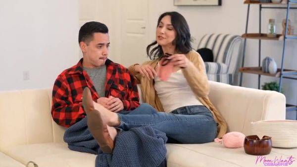 Isabel Love - Keep Your Cum Warm - videomanysex.com on freevids.org