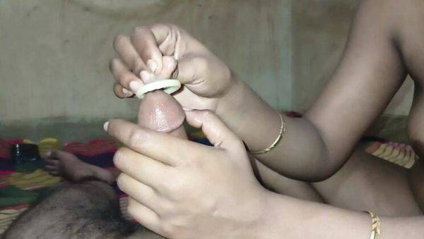 Desi Condom Fuck: Bangladeshi Wife & Bhabhi in Hot Homemade Gang Bang - xxxfiles.com - India on freevids.org