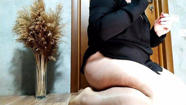 Horny MILF Step-Mom Fucked Hard in Standing Doggy Style - veryfreeporn.com - Ukraine on freevids.org