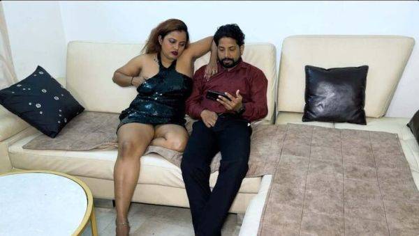 Desi Step Sister Wants to Watch Sex Video - Hindi Audio HD - xxxfiles.com on freevids.org