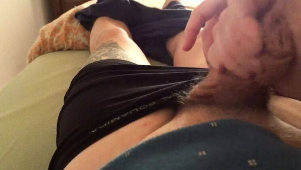 Hot MILF Florance Wimps Gives Amazing Blowjob & Handjob Cumshot - veryfreeporn.com - Portugal on freevids.org