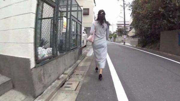 Big Tits Asian MILF Kyouko Maki Gets Fucked by Stranger in Secluded Spot - HD Uncensored - porntry.com on freevids.org