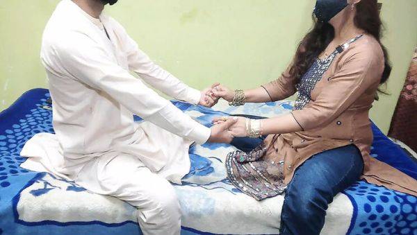 Desi Indian Girl First Date Hardcore Doggystyle Sex - Gullnazkhan Hot XXX - veryfreeporn.com - India - Pakistan on freevids.org