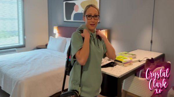 Crystal Clark And Oliver Faze In Stepmom Visits Me At College 10 Min - txxx.com on freevids.org