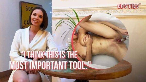 Hot German Amateur Eve Sweet Fingers Her Wet Pussy in Bathtub Before Using Glass Dildo - porntry.com - Germany on freevids.org