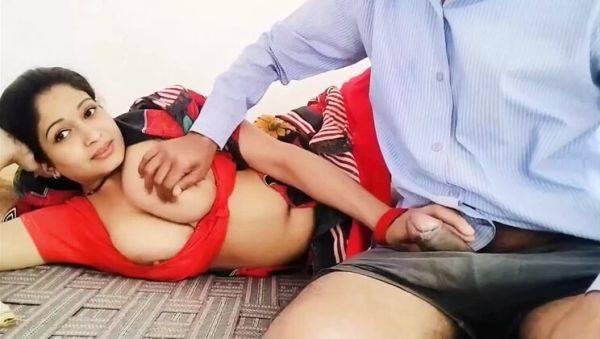 Hot Indian Aunty Catches Me Jerking Off - Fingering Her Wet Pussy & Hardcore Fuck With Hindi Moans - porntry.com - India on freevids.org