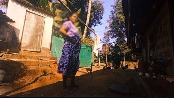 Desi Village Stepmom Secret Bathroom Fuck - Hot Indian Bhabhi Hardcore - porntry.com - India on freevids.org