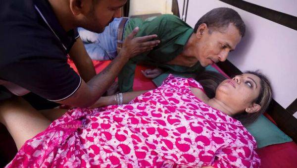 Hot Indian Stepmom Threesome - Big Natural Tits & Hardcore Fucking with Husband and Stepson - xxxfiles.com - India on freevids.org