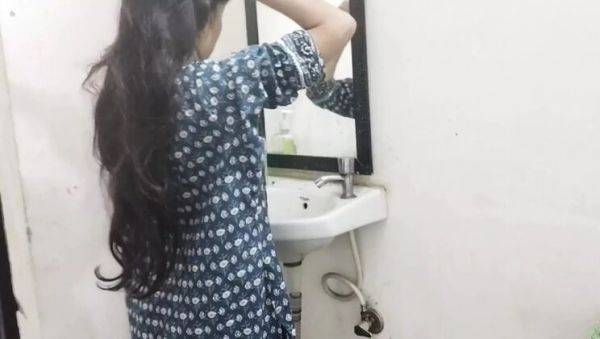 Step Sister Fucked Hard in Bathroom - Rough Desi Sex with Kajolbabs - xxxfiles.com - India on freevids.org