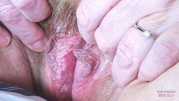 Hot BBW Wife Aunt Jane Plays With Her Hairy Pussy - Homemade MILF Cheating Action - xxxfiles.com - Britain on freevids.org