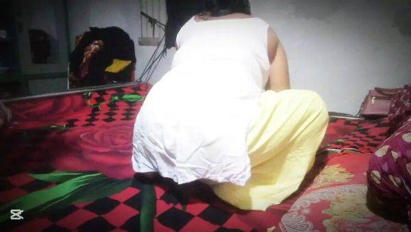 Desi Mom Sadia Vabi Takes Black Dick in Hardcore Anal & Doggy Style - xxxfiles.com - India on freevids.org