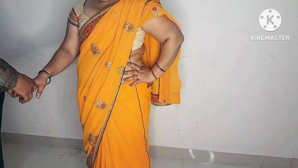 Hot Stepmom Seduces Son While Father is Away - Hindi Desi Romance - xxxfiles.com - India on freevids.org