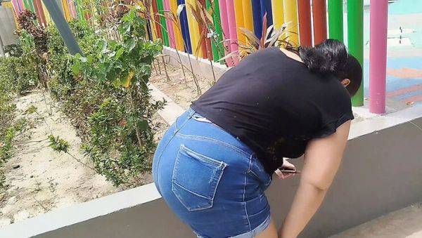 Naughty Neighbor Fucks Innocent BBW With Huge Cock - Creampie Finish & Big Ass Doggy Style - veryfreeporn.com - Venezuela - India - Japan on freevids.org