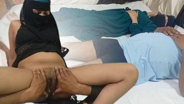 Hot Muslim Step Sister Dearshivani Gives Blowjob in Hijab - Desi Homemade Sex - veryfreeporn.com - India - Indonesia on freevids.org