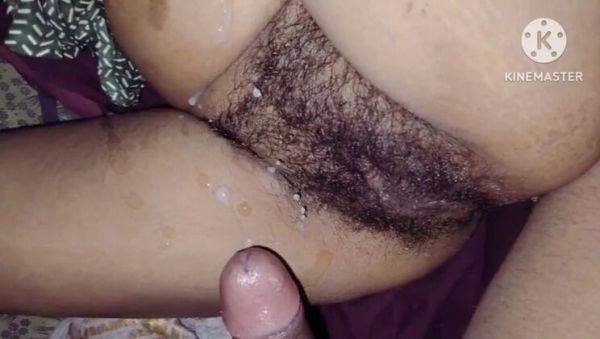 Desi Indian Bhabhi Hardcore Fuck With Devar - Hairy Pussy & Hindi Moans - veryfreeporn.com - India on freevids.org