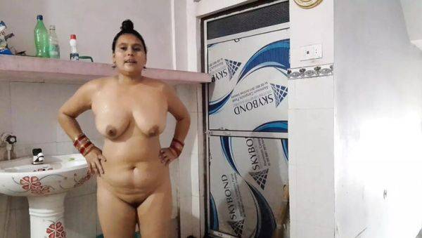 Puja Bhabhi Hot Indian Homemade Fingering & Facial - Big Boobs, Big Ass, HD - porntry.com - India on freevids.org