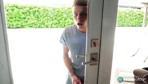 MILF Sierra Spunk Blows & Fucks Young Parker Sims - Hardcore Facial Cumshot - veryfreeporn.com on freevids.org