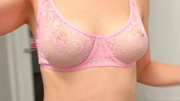 Teen PantiesQueen Flashes Her Hairy Pussy and Plays with Anal Plug in Public - xxxfiles.com on freevids.org