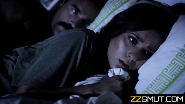 Blonde Stepdaughter Jaye Summers Fucked Hard By Creepy Stepuncle In Bed - veryfreeporn.com on freevids.org