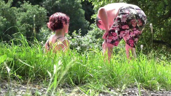 German MILF Popp Sylvie Fucks Hard in Nature - Blowjob & Cumshot - veryfreeporn.com - Germany on freevids.org