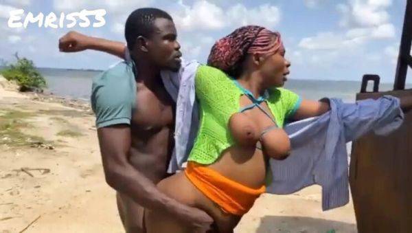 Crazy Outdoor Fuck in Lagos - BBC Pounds Nigerian BBW Hard - xxxfiles.com - Nigeria on freevids.org