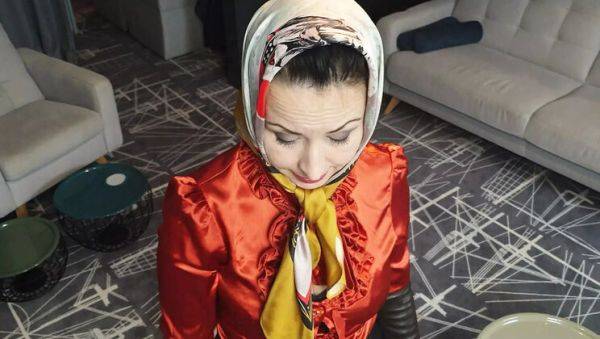 Hot MILF Wanilianna Wears Scarf & Stockings in 4K Amateur Video - xxxfiles.com on freevids.org