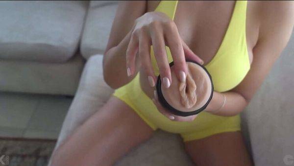 Hot Latina GF Fucks Hard in Cowgirl - Big Tits Bouncing & Loud Moaning - veryfreeporn.com on freevids.org