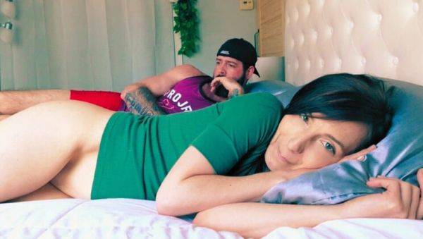 British Stepsister No Panties Bed Sex - Stepbrother Fucks Her Hard Doggystyle - veryfreeporn.com - Britain - Canada on freevids.org