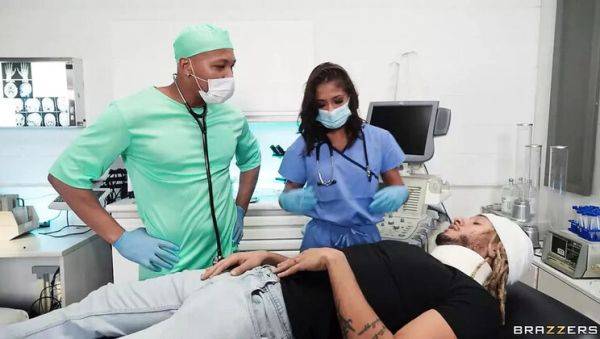 Nurse Ryan Reid sucks big cock and takes cumshot - Brazzers HD - xxxfiles.com on freevids.org