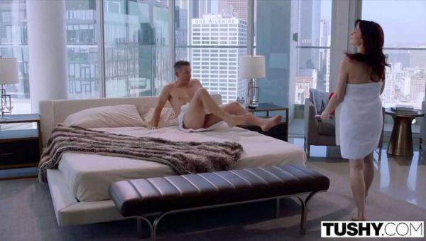 Jessica Ryan Anal Adventure - Redhead Takes Big Cock Deep in Outdoor Fuck - porntry.com on freevids.org