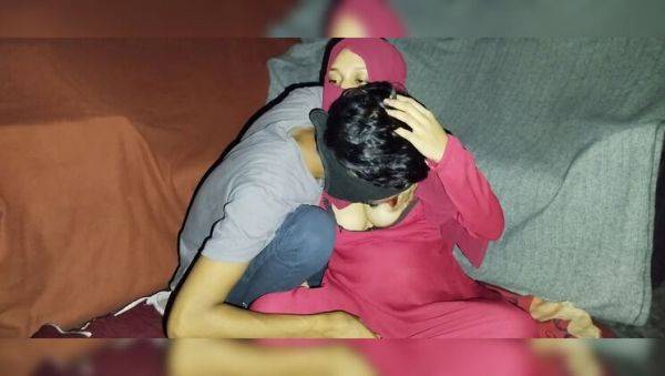 Virgin Indian Schoolgirl First Time Fuck - Tight Pussy & Romantic Sex with Boyfriend - porntry.com - India on freevids.org