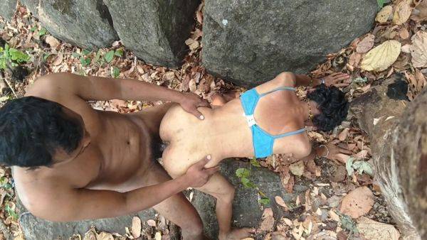 Jungle Girl - Indian Desi Girl Fucked By Her Stepbrother In Jungle, Bhabhi Girl Sex Very Hard With Her Step - desi-porntube.com - India on freevids.org